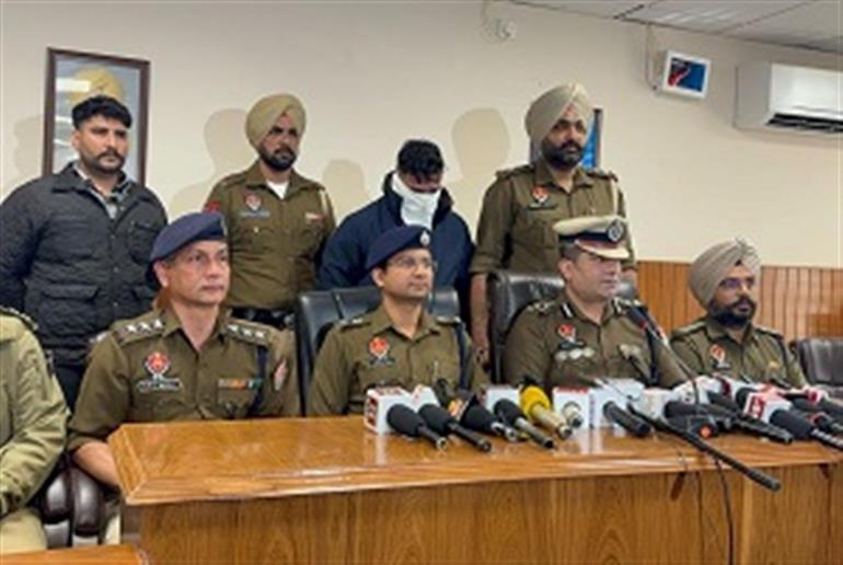 Punjab Police ने एफबीआई द्वारा वांछित भारतीय मूल के ड्रग माफिया शॉन भिंडर को लुधियाना से गिरफ्तार किया