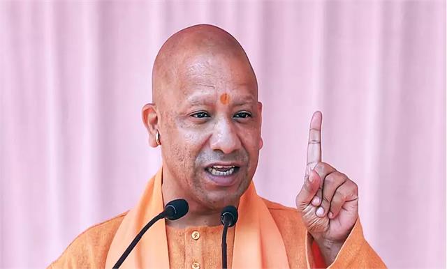 CM Yogi Adityanath ने अंसल ग्रुप मामले में संज्ञान लिया, अधिकारियों को ये निर्देश दिए