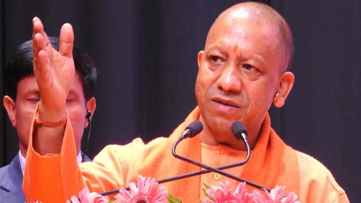 गोरखपुर में CM Yogi Adityanath ने 10 लाख नए युवा उद्यमी बनाने की बड़ी घोषणा की