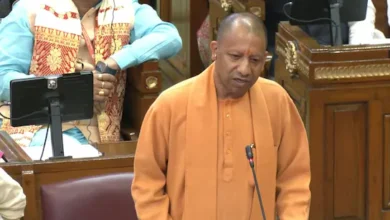 विधानसभा में CM Yogi ने कहा, "महाकुंभ ने आस्था को आर्थिक वृद्धि से जोड़ा, अयोध्या और काशी दोनों को हुआ फायदा।"