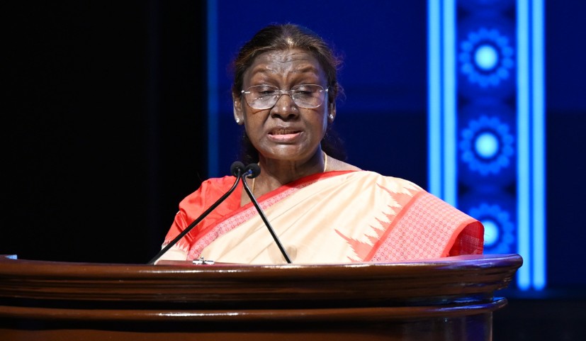 राष्ट्रपति श्रीमती द्रौपदी मुर्मु ने भारतीय रिजर्व बैंक की 90वीं वर्षगांठ के समापन समारोह में भाग लिया