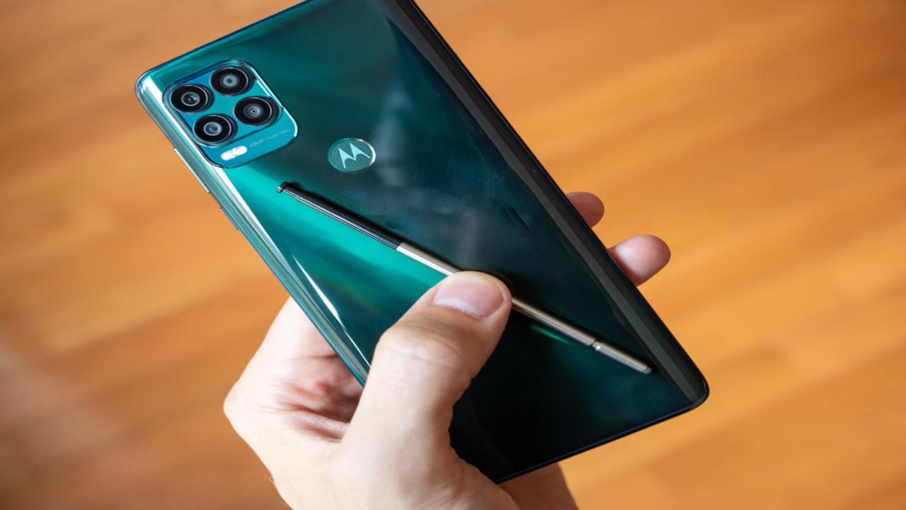 अगले हफ्ते स्टायलस वाला Motorola का नया फोन हो सकता है लॉन्च, जिसमें 32MP सेल्फी कैमरा है