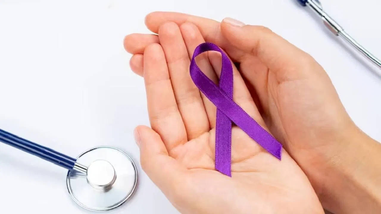 Cervical Cancer: भारत में सर्वाइकल कैंसर के मामले कम हो रहे हैं, डॉक्टर ने बताया कैसे