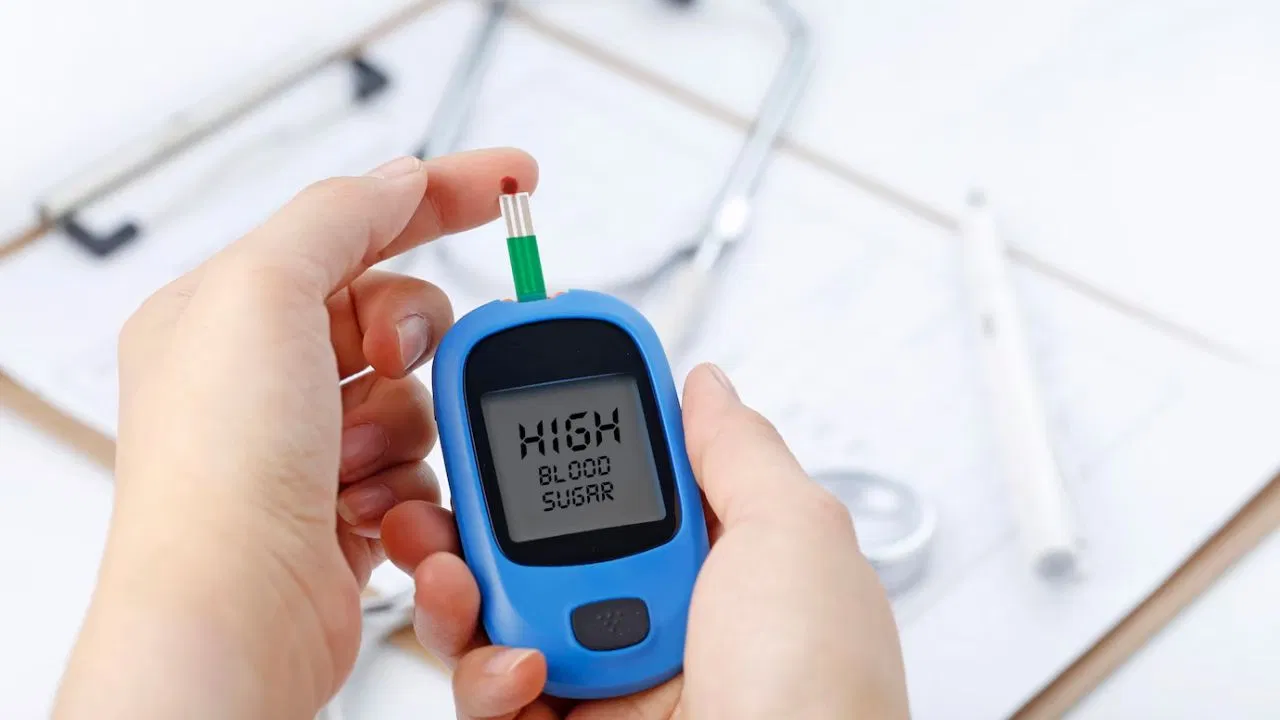Diabetes से पीड़ित लोगों को गर्मी में क्या नहीं खाना चाहिए? एक्सपर्ट से जानें!