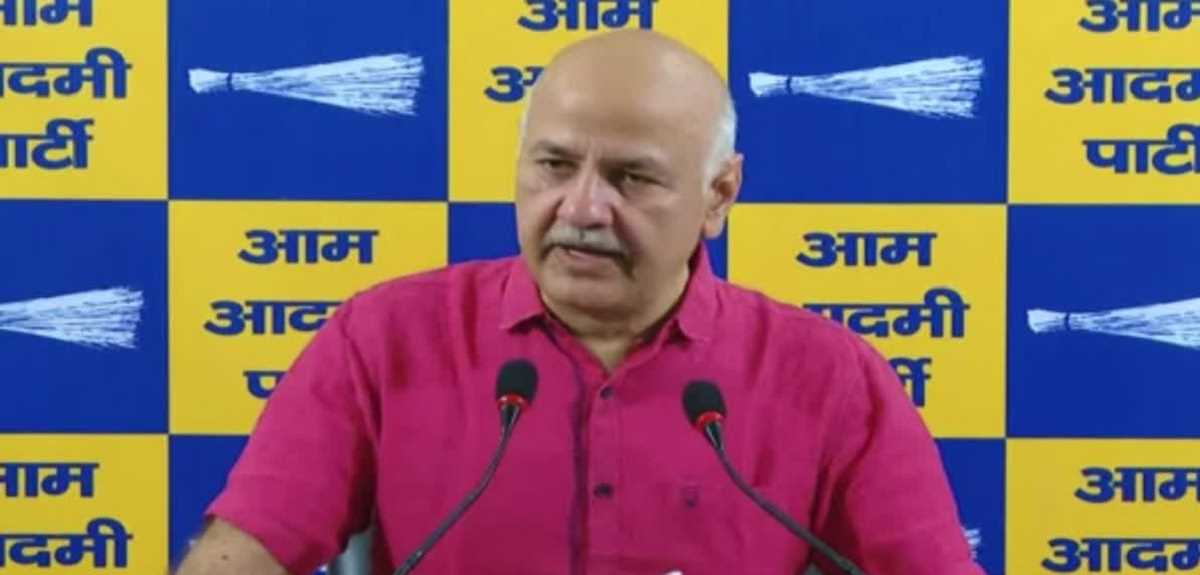 Manish Sisodia: दिल्ली में स्कूलों की फीस वाले मुद्दे पर सिसोदिया, शिक्षा बिक रही, सत्ता दलाली में लिप्त