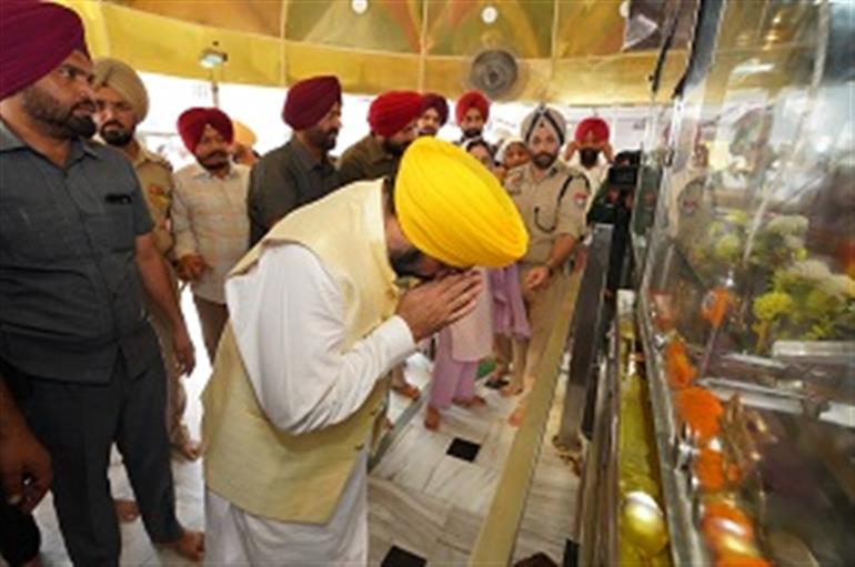 CM Bhagwant Mann ने पंजाबियों को बैसाखी के पवित्र त्यौहार पर बधाई दी