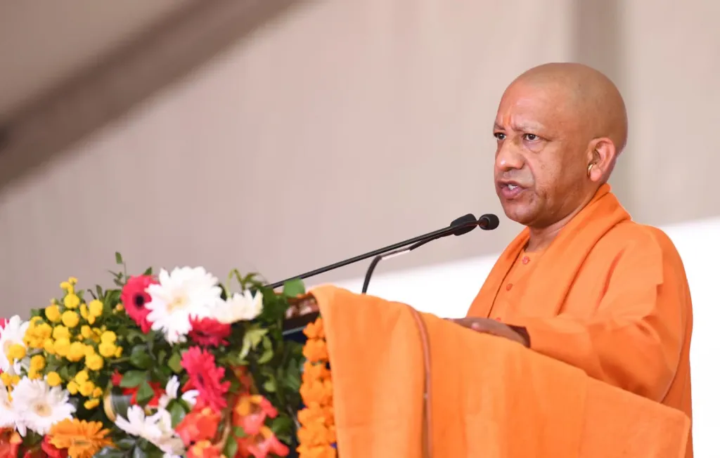 CM Yogi Adityanath ने लखनऊ में अनंत नगर आवासीय योजना का शुभारंभ किया, फ्लैट के लिए आवेदन शुरू