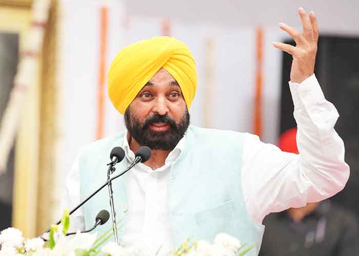 CM Bhagwant Mann ने राष्ट्रविरोधी गतिविधियों में शामिल दो जासूसों की गिरफ्तारी के लिए पंजाब पुलिस की सराहना की