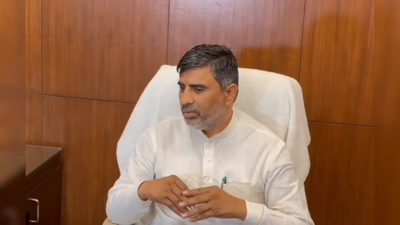 Education Minister Mahipal Dhanda ने हरियाणा विद्यालय शिक्षा बोर्ड की 12वीं की परीक्षा में उत्तीर्ण होने वाले विद्यार्थियों को दी बधाई