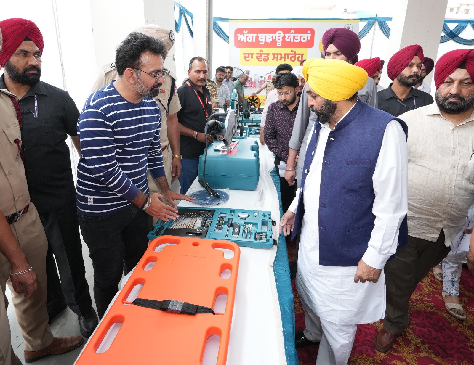 CM Bhagwant Mann: हंगामी स्थिति से निपटने के लिए मान सरकार द्वारा पुख्ता तैयारियां, 47 करोड़ रुपये की लागत से अग्निशमन मशीनरी सीमावर्ती जिलों में तैनात
