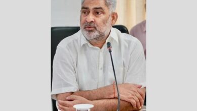लाल चंद कटारूचक ने वन विभाग के अधिकारियों को शहरी वानिकी परियोजना तैयार करने के निर्देश दिए