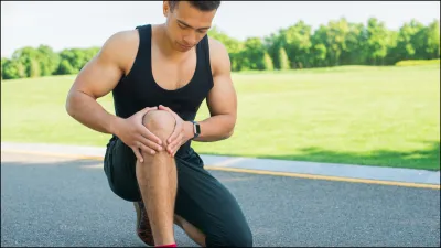 Knee Pain In Young Age: 30 साल की उम्र में घुटने खराब हो रहे हैं, कार्टिलेज डैमेज होते हैं, ये लक्षण दिखाई देते हैं