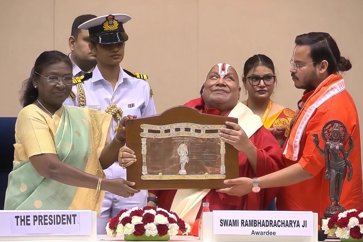 महामहिम राष्ट्रपति श्रीमती द्रौपदी मुर्मू ने 58वां ज्ञानपीठ पुरस्कार प्रदान किया