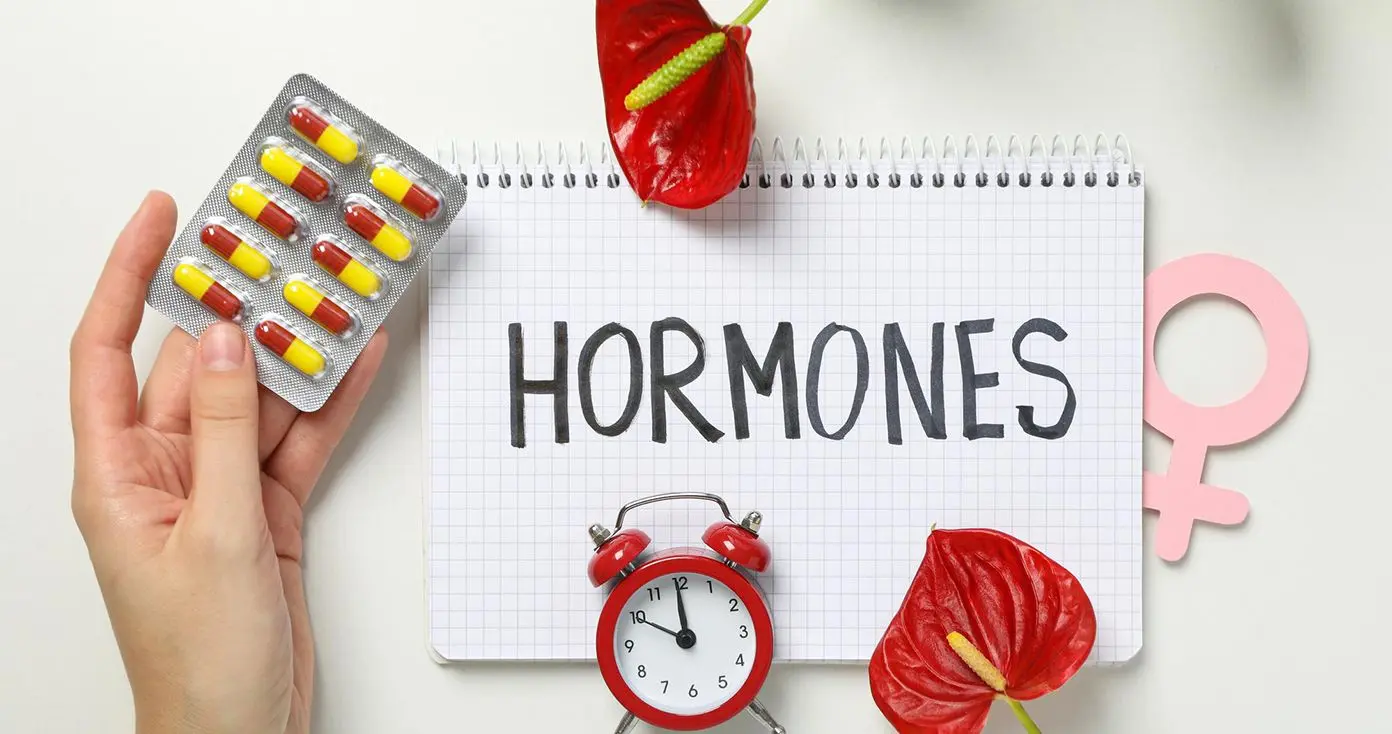 Hormonal Imbalance Symptoms: इन तीन शरीर समस्याओं को अनदेखा न करें, जो हार्मोनल इश्यू का कारण हो सकते हैं