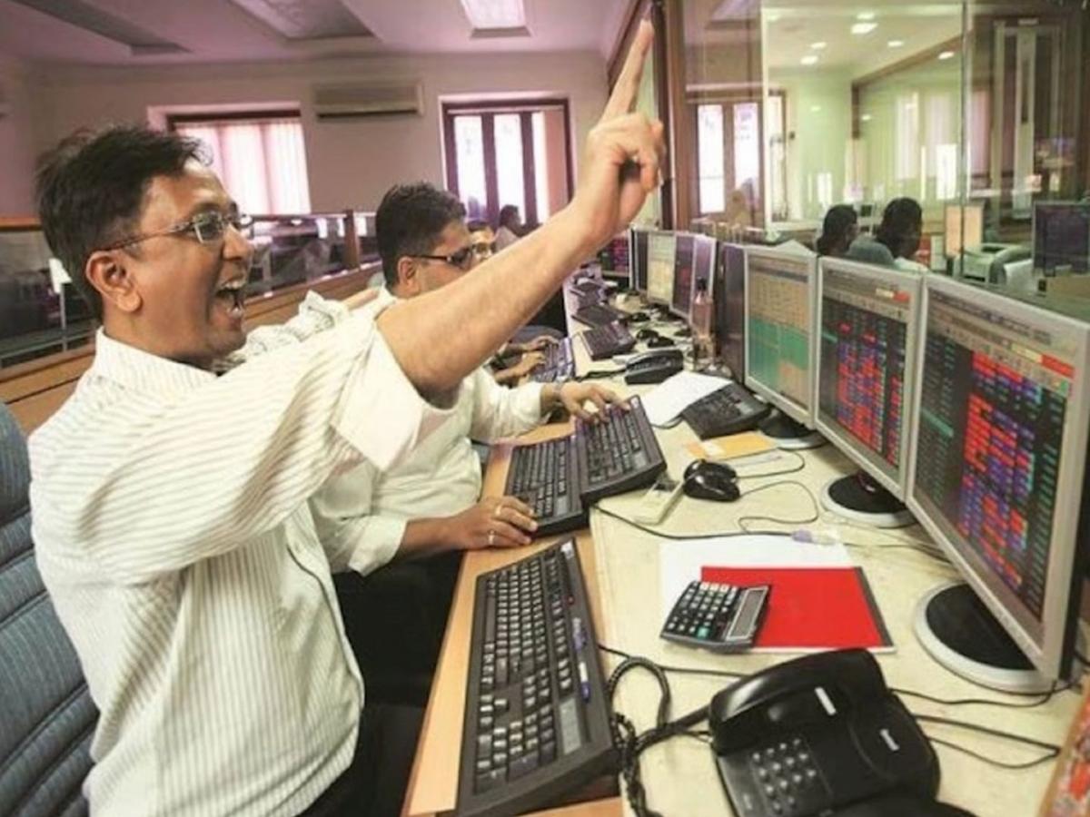 यह JP Power शेयर 99% से अधिक गिरकर 60 पैसे पर आ गया, अब 2857% की तूफानी तेजी