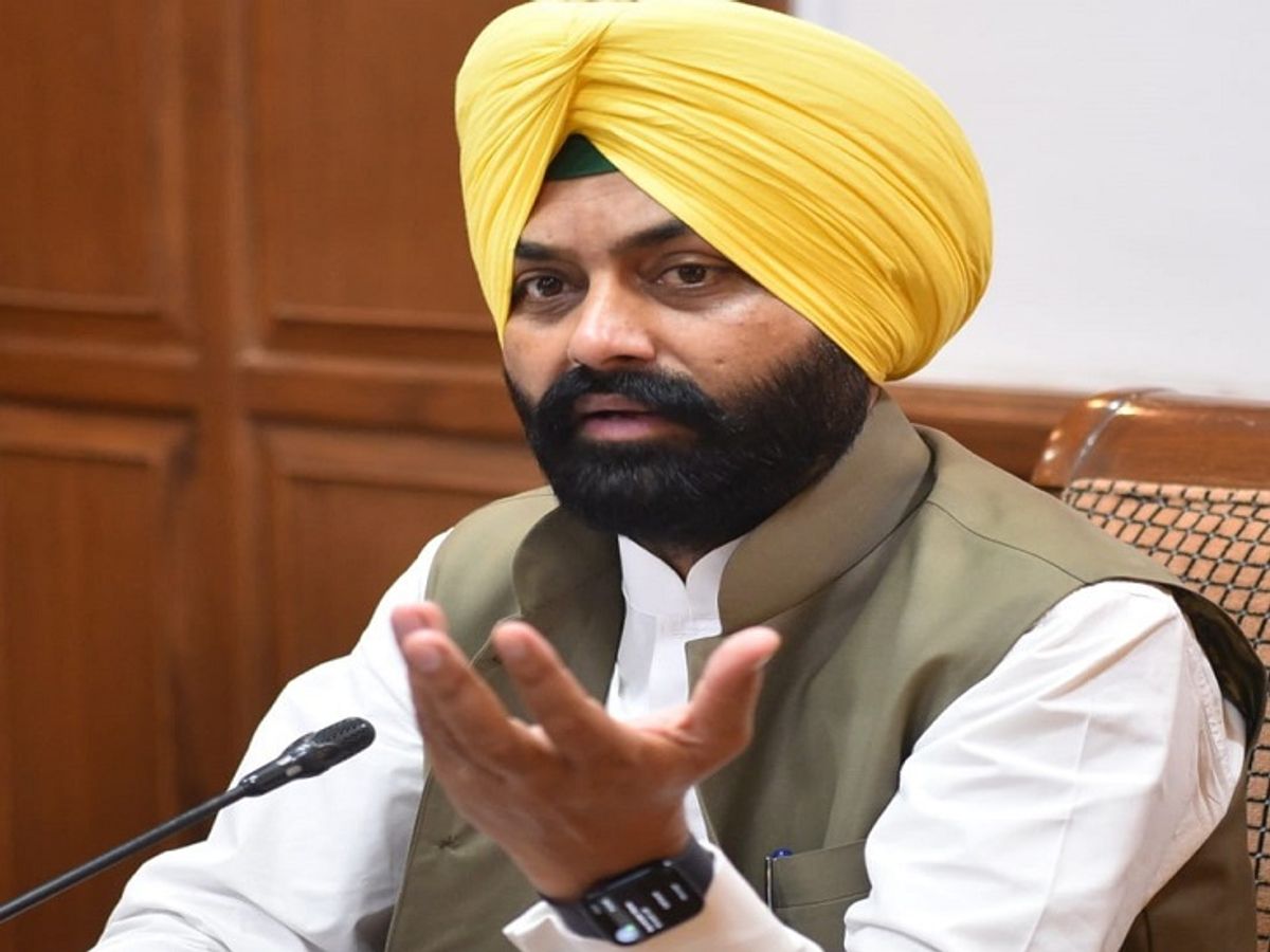 Laljit Bhullar: पंजाब सरकार के प्रयासों से पंजाब परिवहन विभाग ने वर्ष 2022-2025 के दौरान 5375.65 करोड़ रुपये का रिकॉर्ड अतिरिक्त राजस्व एकत्र किया