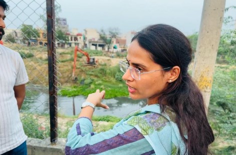 डीसी डॉ. प्रीति यादव ने पटियाला के छोटी और वादी नदी पर बाढ़ नियंत्रण उपायों का निरीक्षण किया