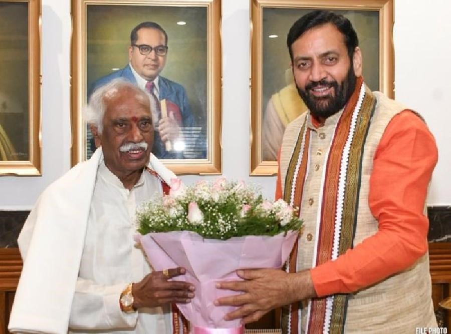 मुख्यमंत्री नायब सिंह सैनी ने राज्यपाल बंडारू दत्तात्रेय को जन्मदिन की दी शुभकामनाएं