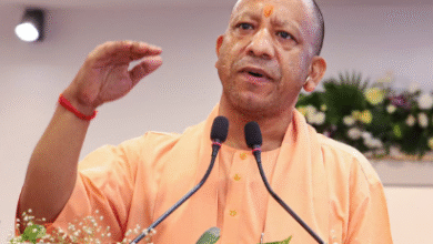 औरैया में CM Yogi Adityanath ने कहा कि अगर बेटी और व्यापारियों की सुरक्षा में बाधा डाली गई तो यमराज अगले चौराहे पर मिलेंगे