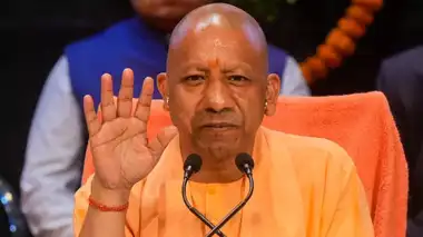 CM Yogi Adityanath की आदेश, कौन हो और कहां से आए? यूपी के इस शहर में ठेले वालों का सत्यापन होगा;
